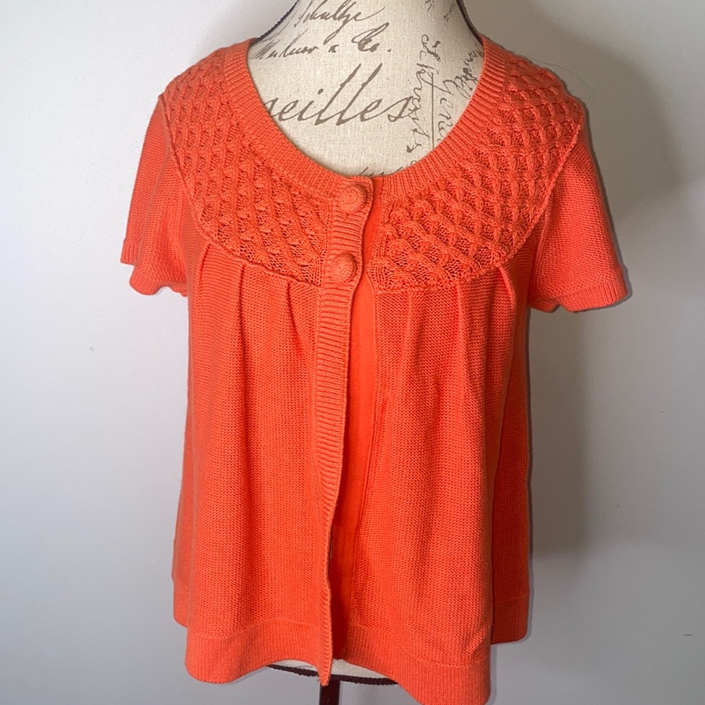 Beautiful orange sweater with two buttons